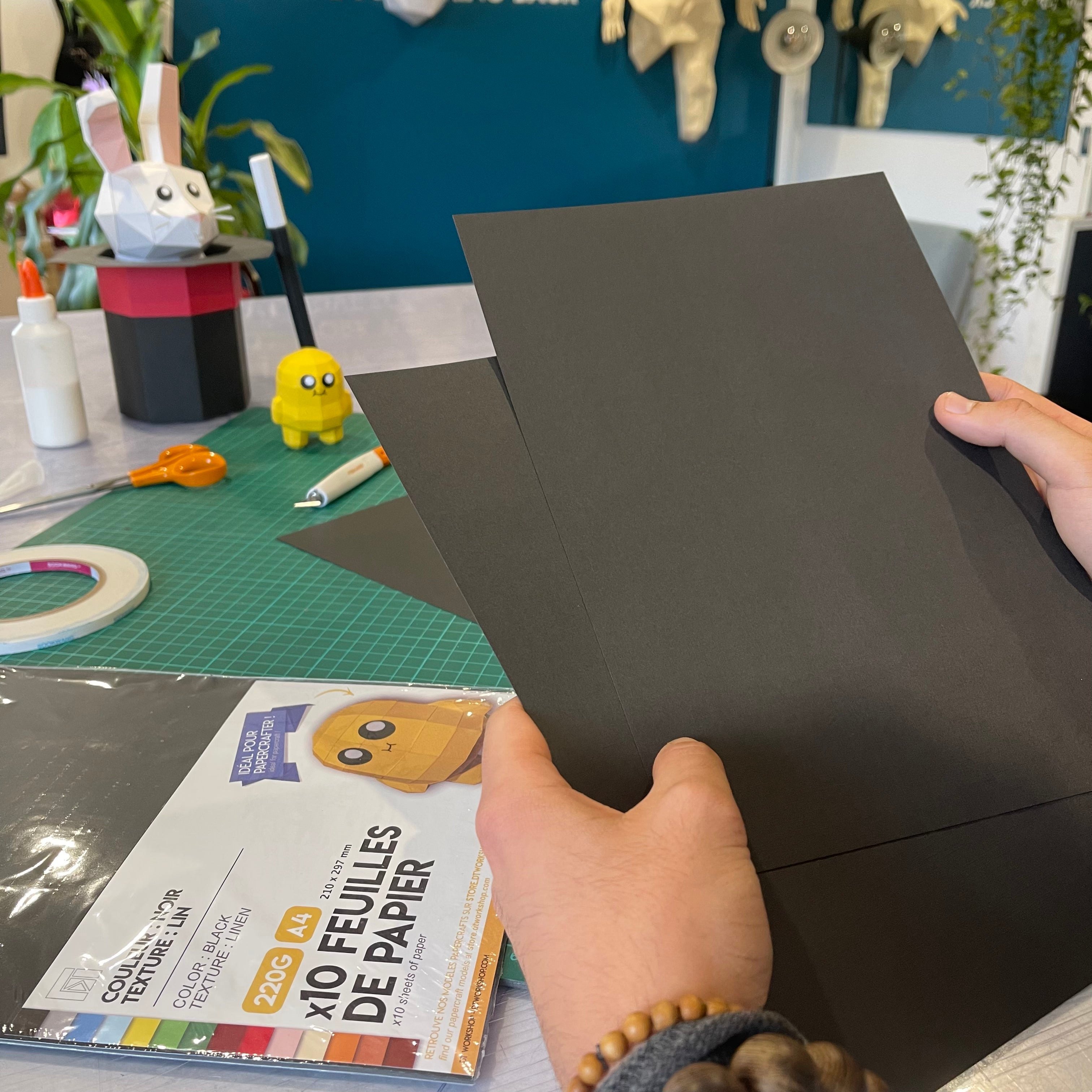 Lot 10 feuilles texturées 220g - Noir